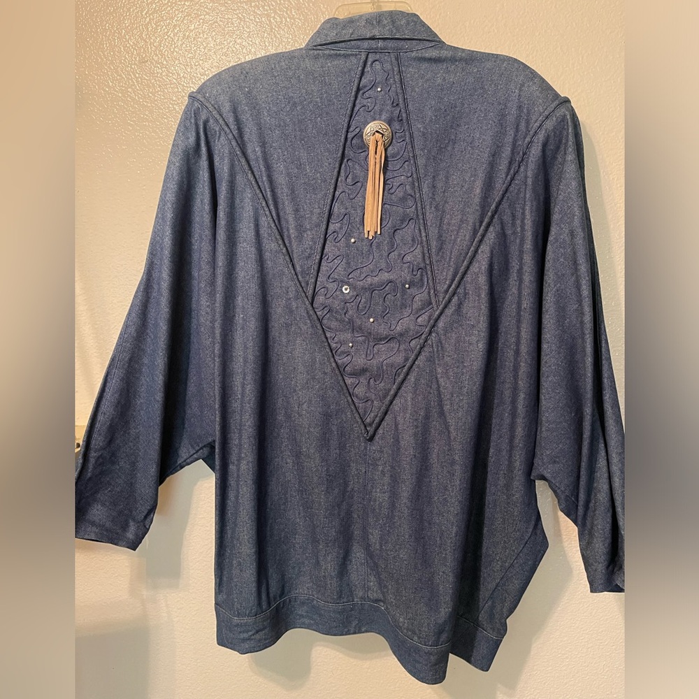IIF Women's Blue Denim Jacket with Fringe Details - Picture 3 of 4
